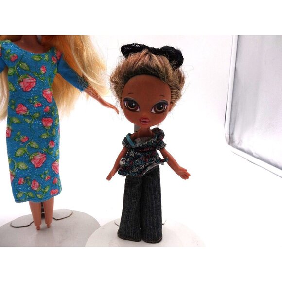 Moxie Girlz Doll and Bratz Lot of 3 Dolls  9 1/2" and 7" tall no feet - Picture 4 of 8